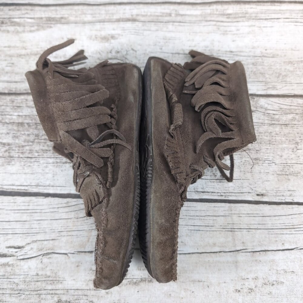 Manitobah Mukluks Harvester suede moccasin boots Women Size 6 - Picture 7 of 9